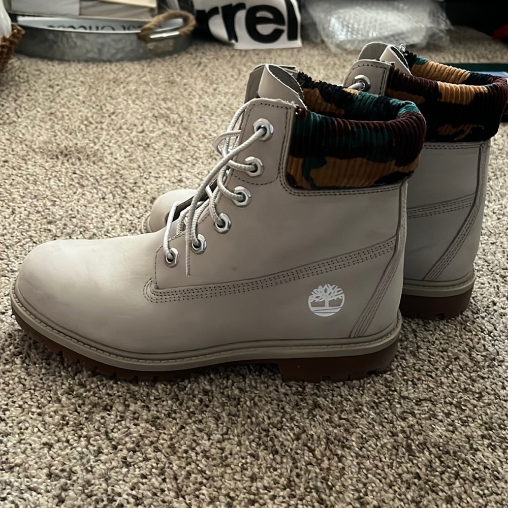 6.5 Women’s Timberland Boots